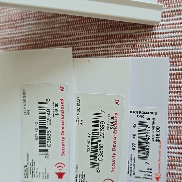 LC LAUREN CONRAD WOMEN'S FASHION JEWELRY BUNDLE OF 4 ITEMS - Picture 8 of 9